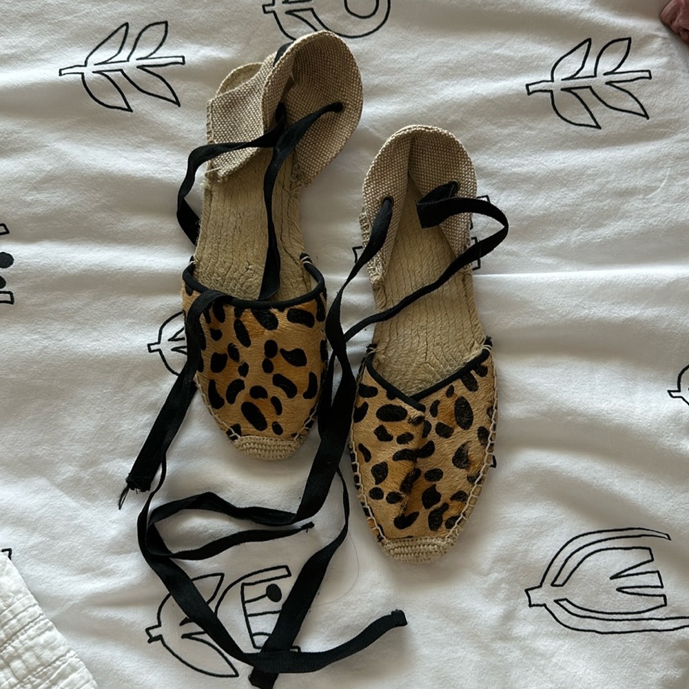Soludos leopard print calf hair ankle wrap flats